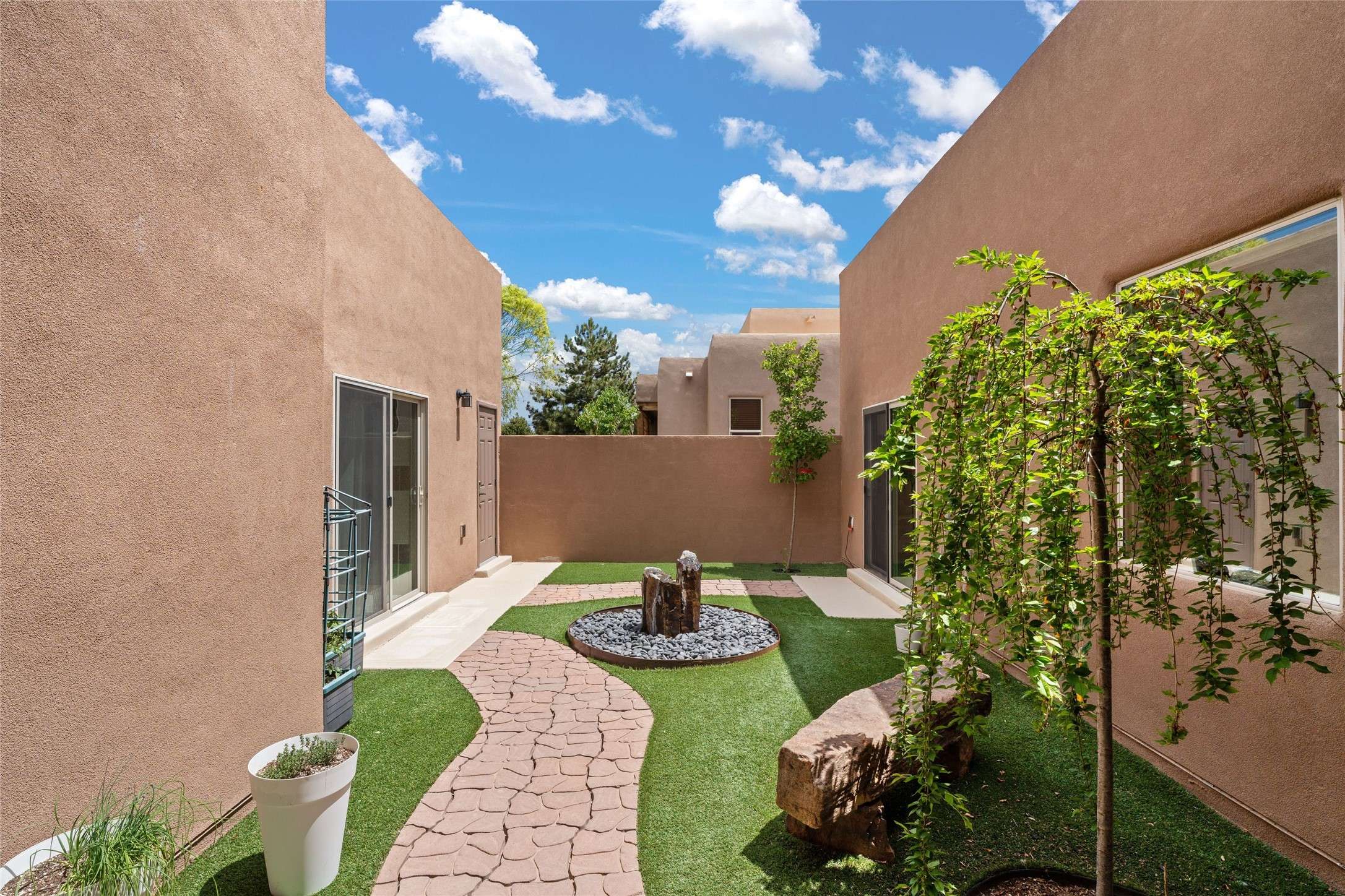 Santa Fe, NM 87508,33 Caballo Viejo