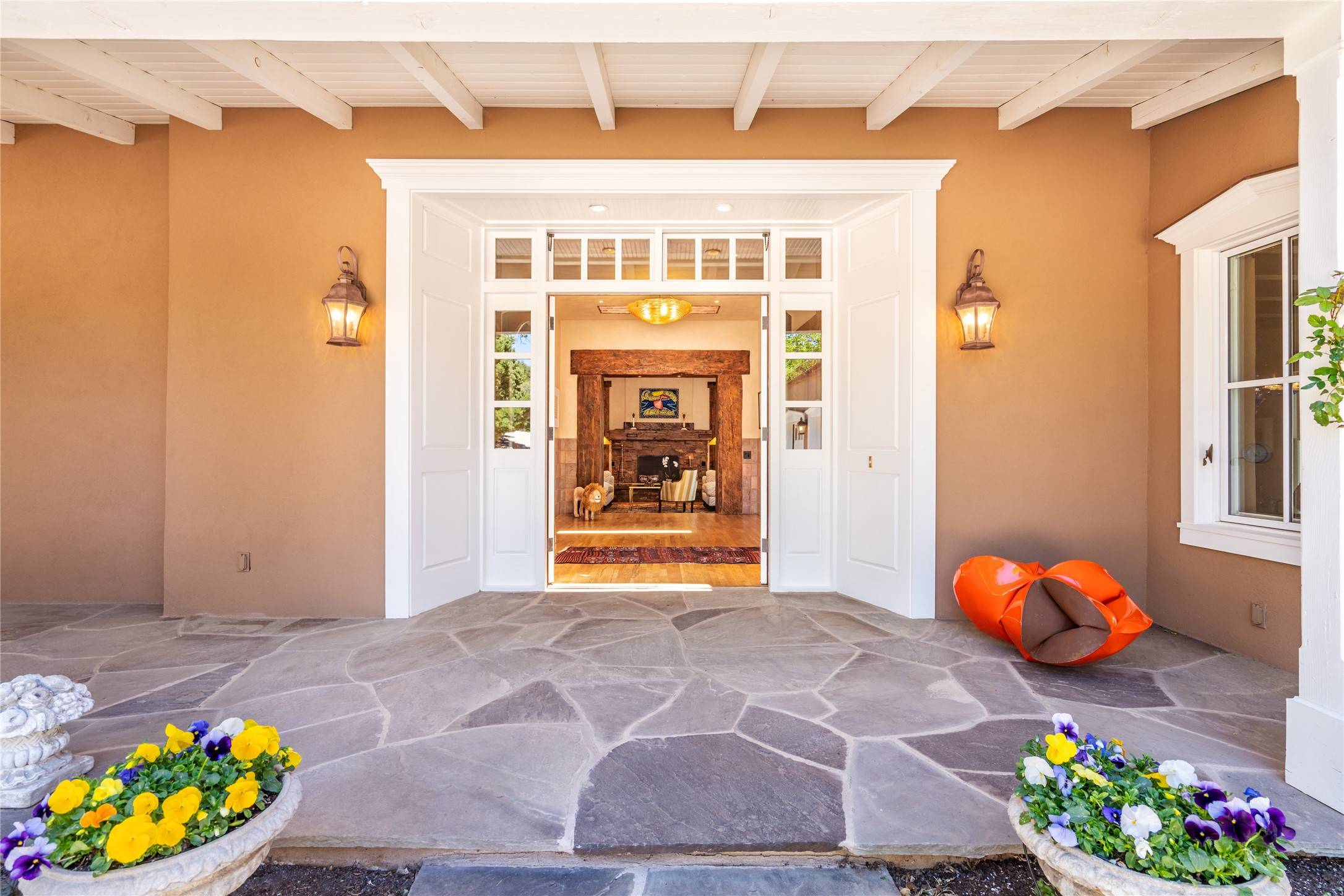 Santa Fe, NM 87501,1057 Sierra Del Norte