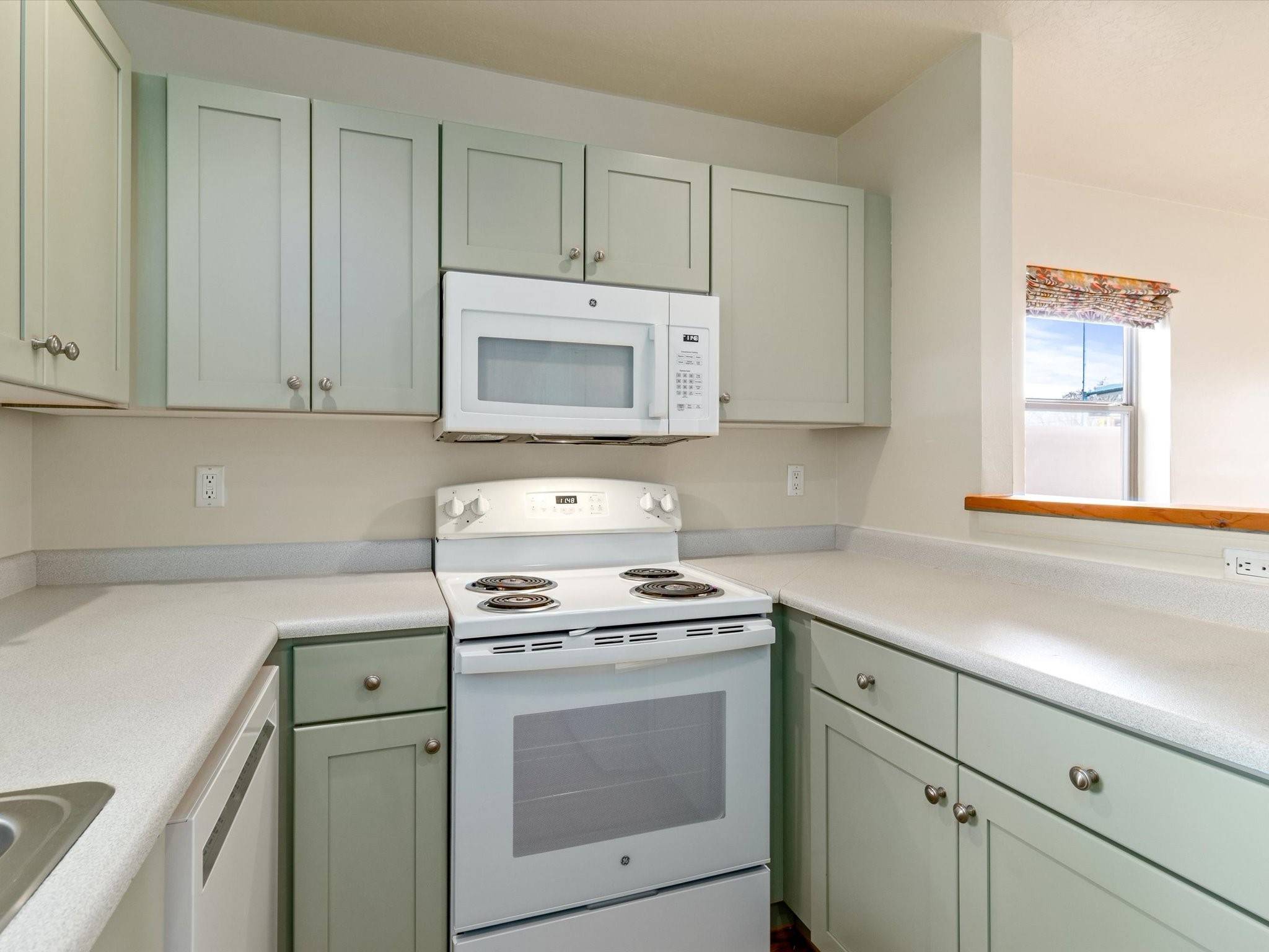 Santa Fe, NM 87507,3300 Rufina ST #A-1