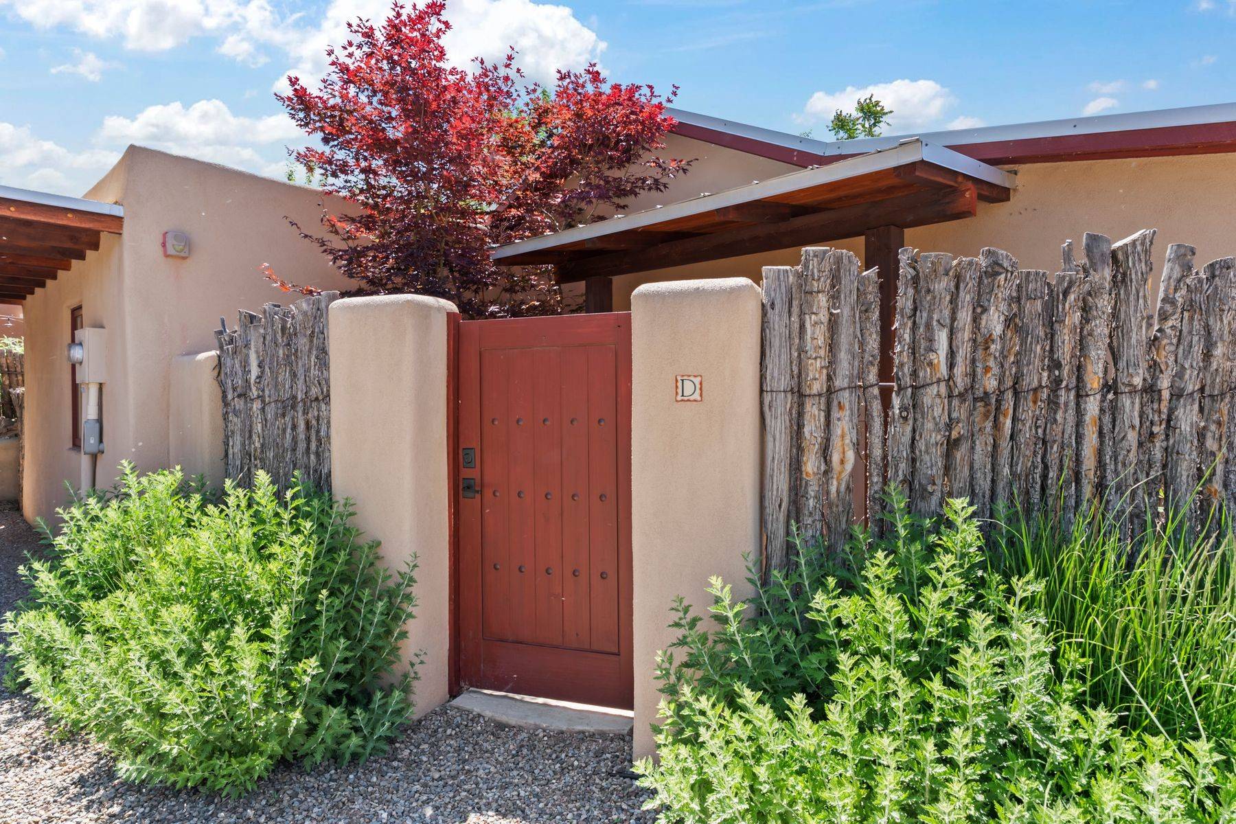 Santa Fe, NM 87501,1020 Canyon Rd #D