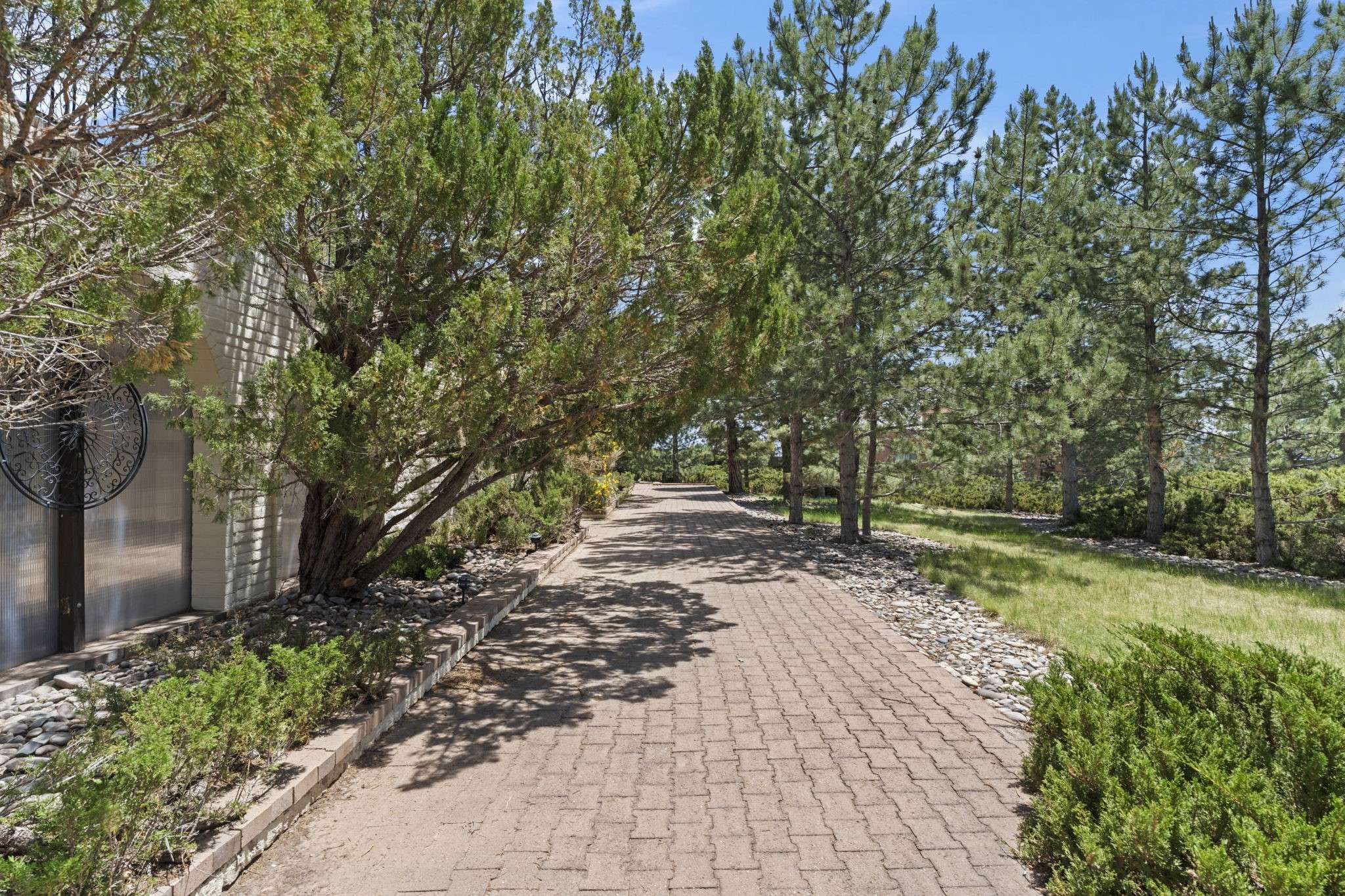 White Rock, NM 87547,320 Valle Del Sol
