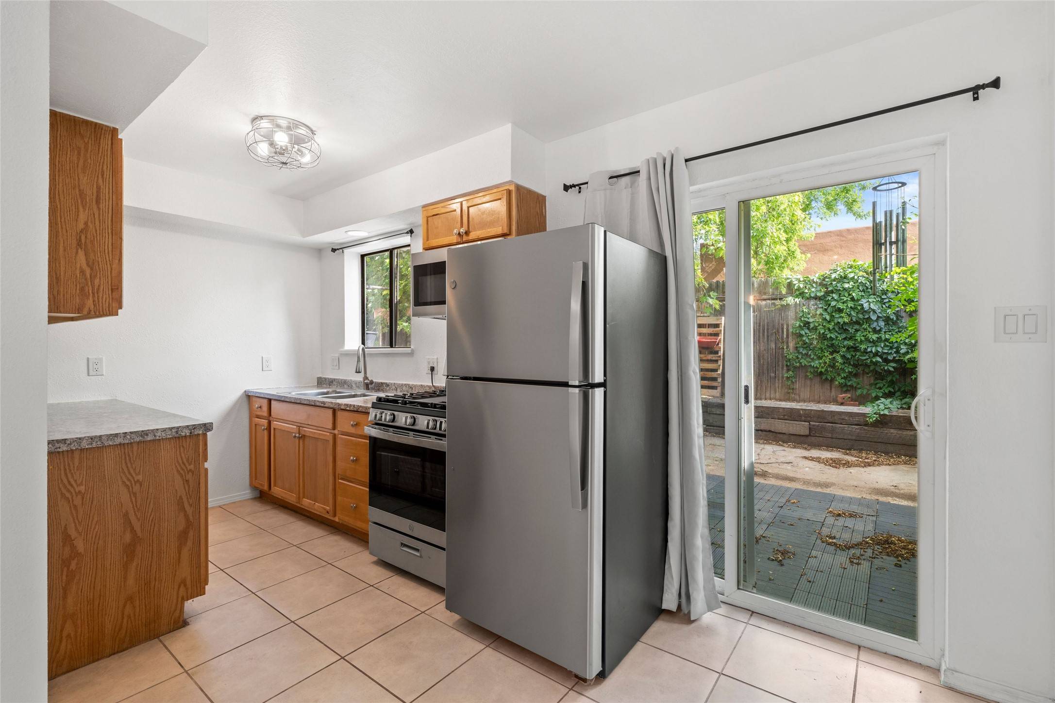 Santa Fe, NM 87505,2376 Camino Capitan #3