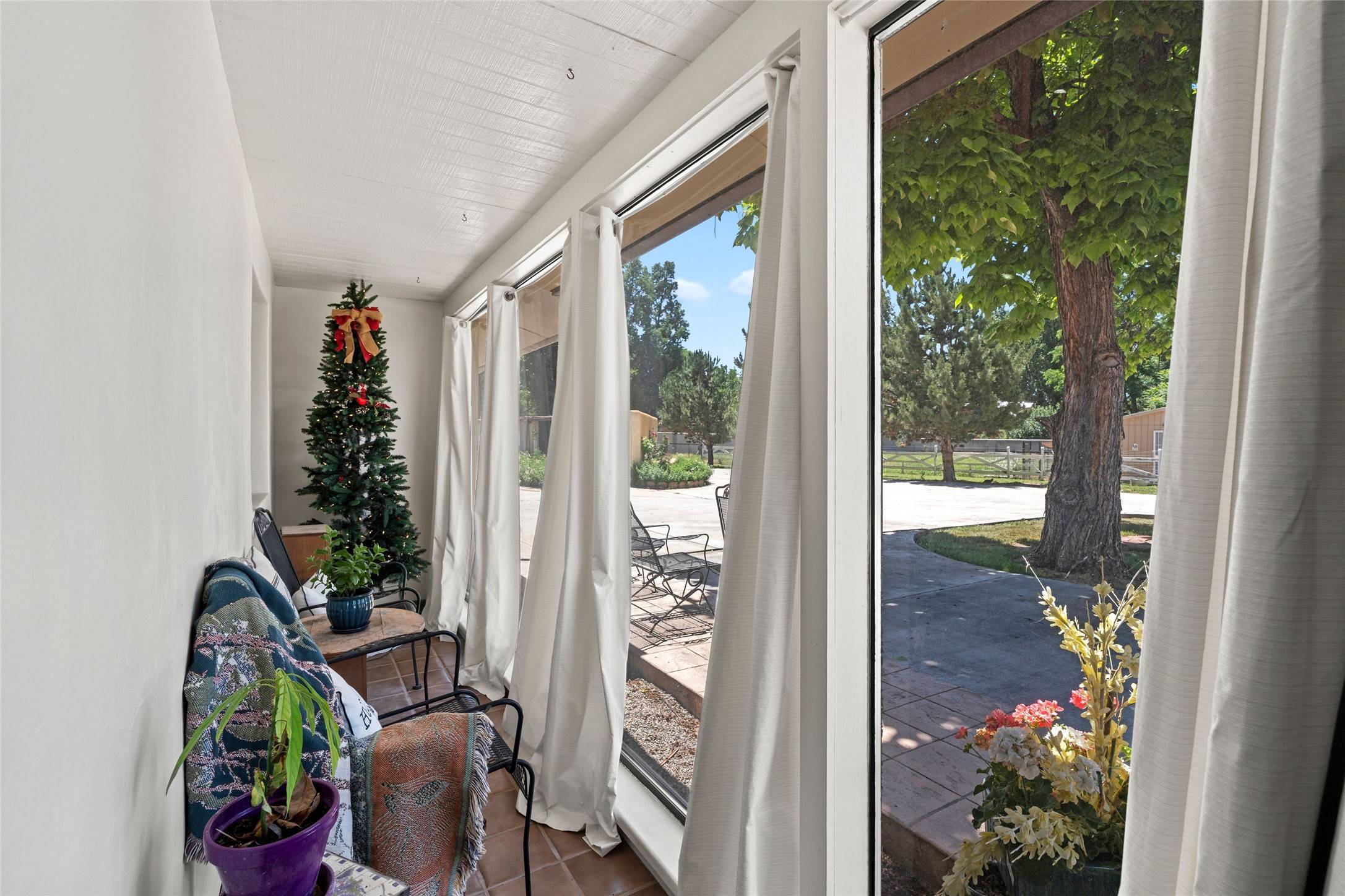 Santa Fe, NM 87506,53 Bouquet LN
