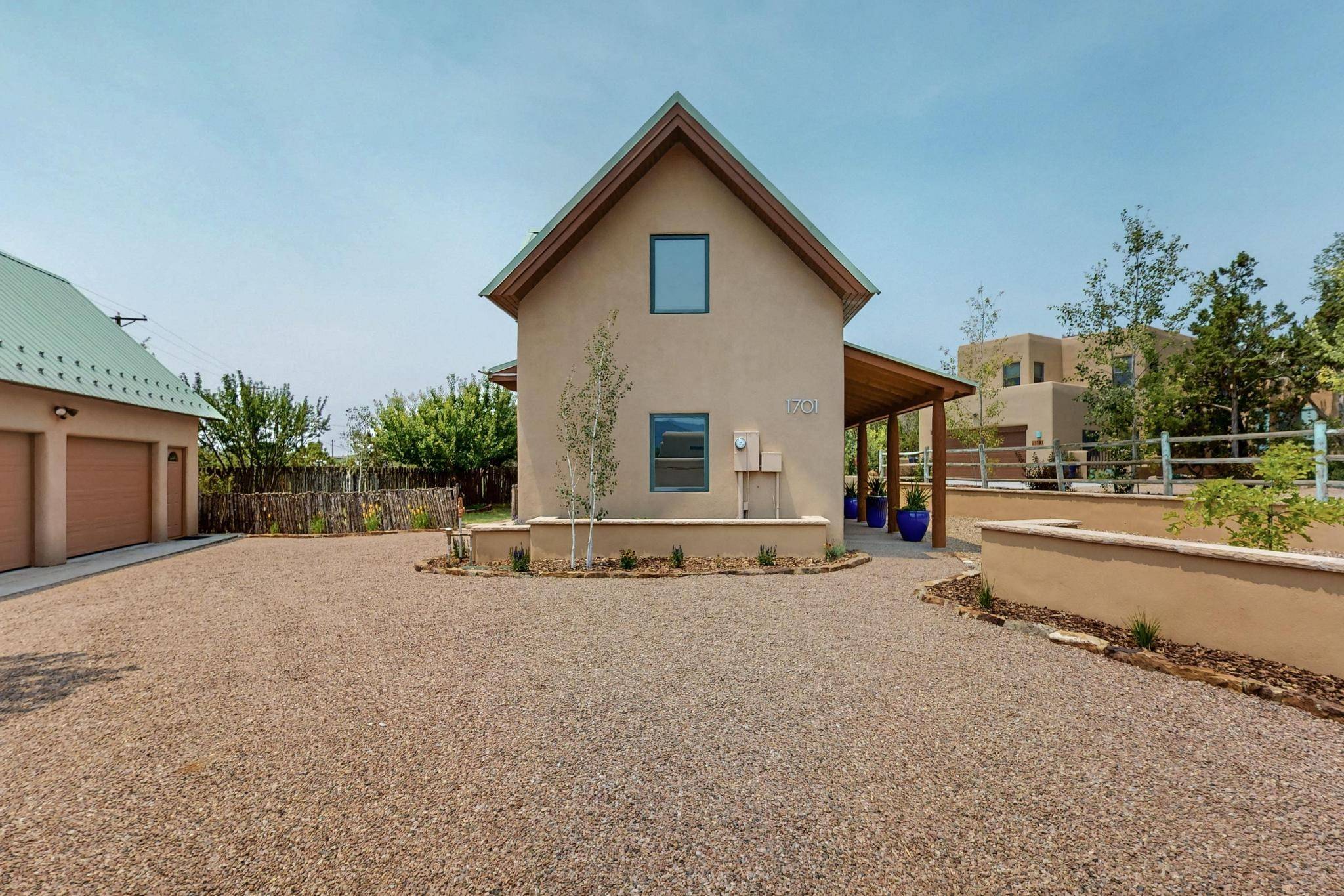 Santa Fe, NM 87501,1701 W Alameda