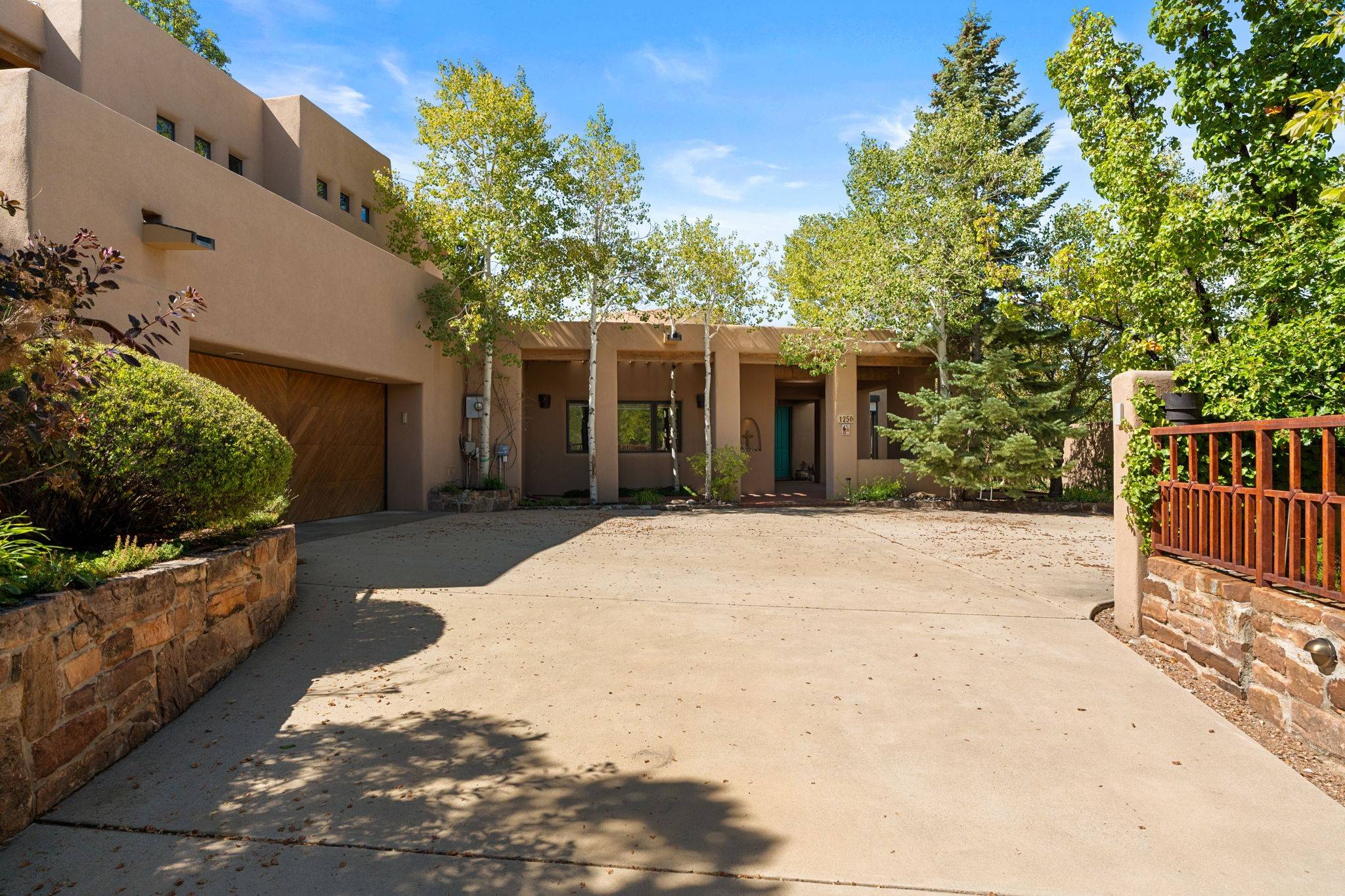 Santa Fe, NM 87501,1256 Vallecita DR