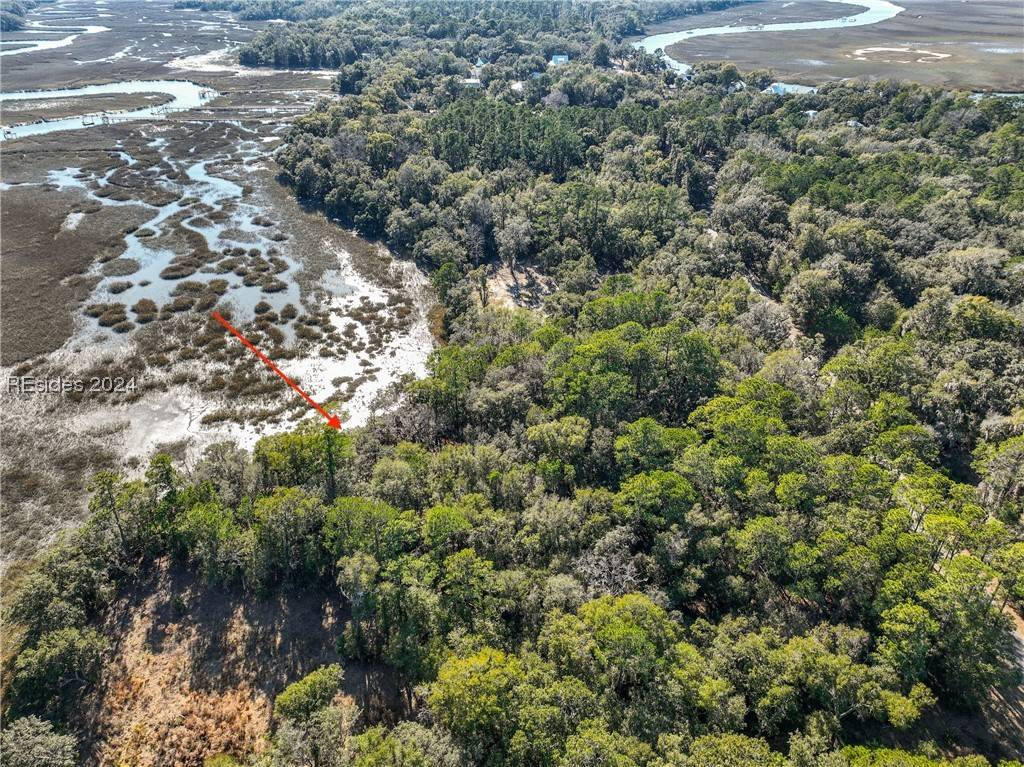 Saint Helena Island, SC 29920,314 Fripp Point RD