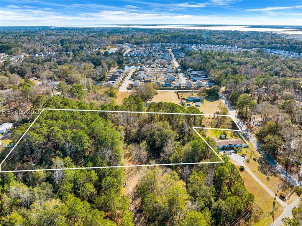 Beaufort, SC 29906,547 Broad River BLVD