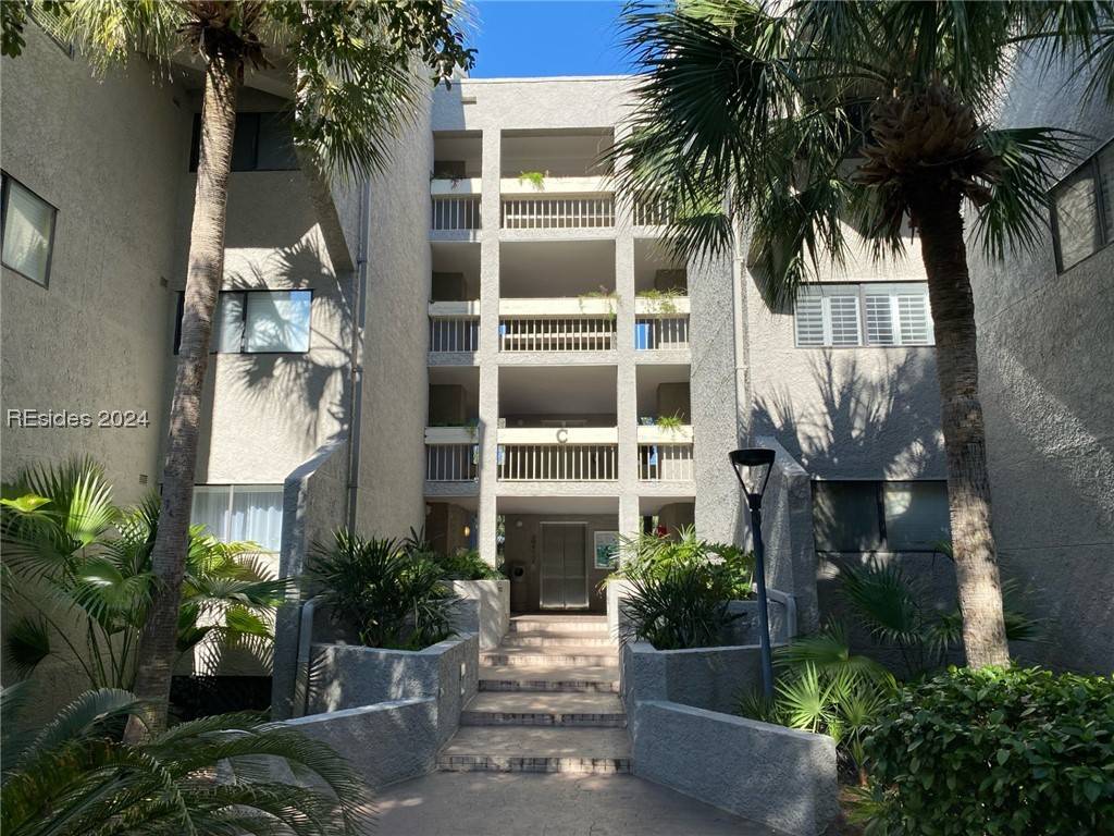 Hilton Head Island, SC 29928,70 Paddle Boat LN #302C