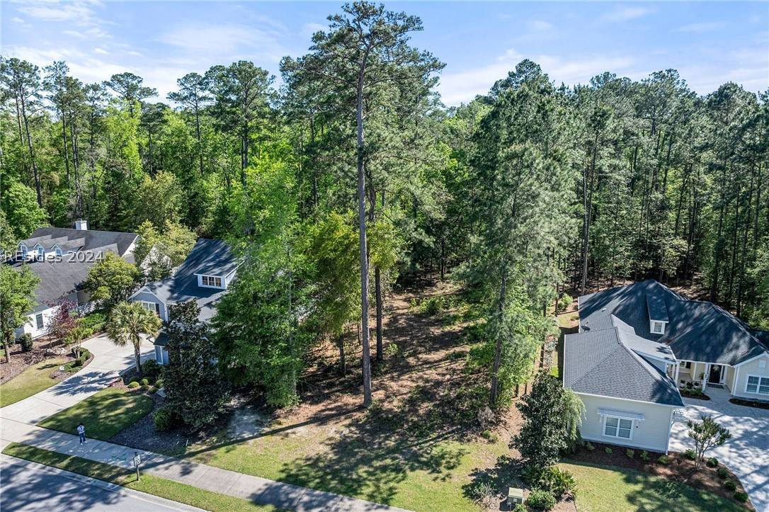 Bluffton, SC 29910,301 Hampton Lake DR
