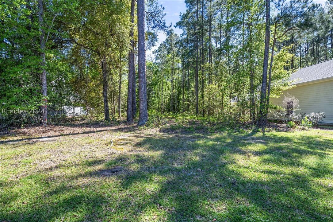 Bluffton, SC 29910,301 Hampton Lake DR