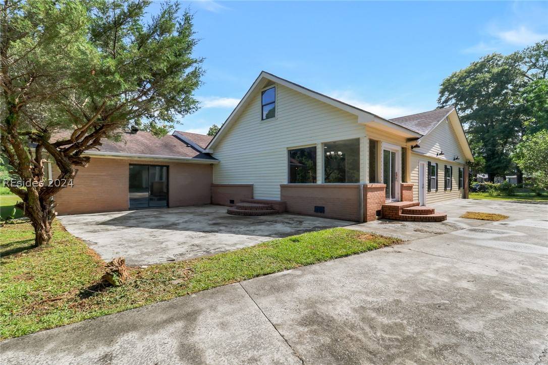 Tillman, SC 29943,786 Pinehaven DR