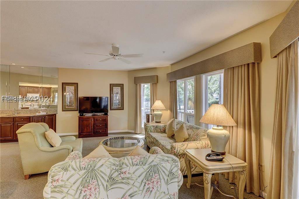 Hilton Head Island, SC 29928,14 Wimbledon CT #121-5
