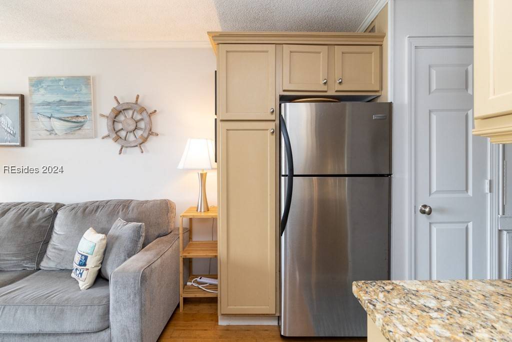 Hilton Head Island, SC 29928,40 Folly Field RD #B320