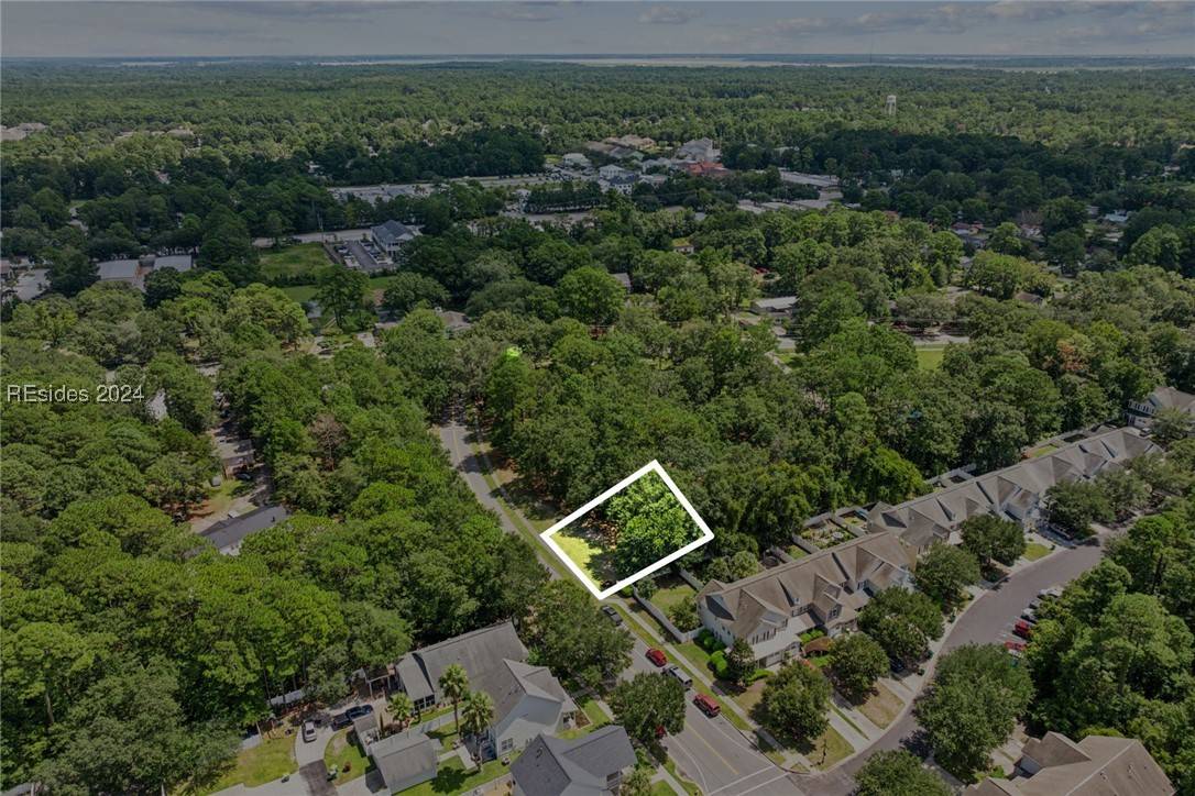 Bluffton, SC 29910,25 9th Avenue