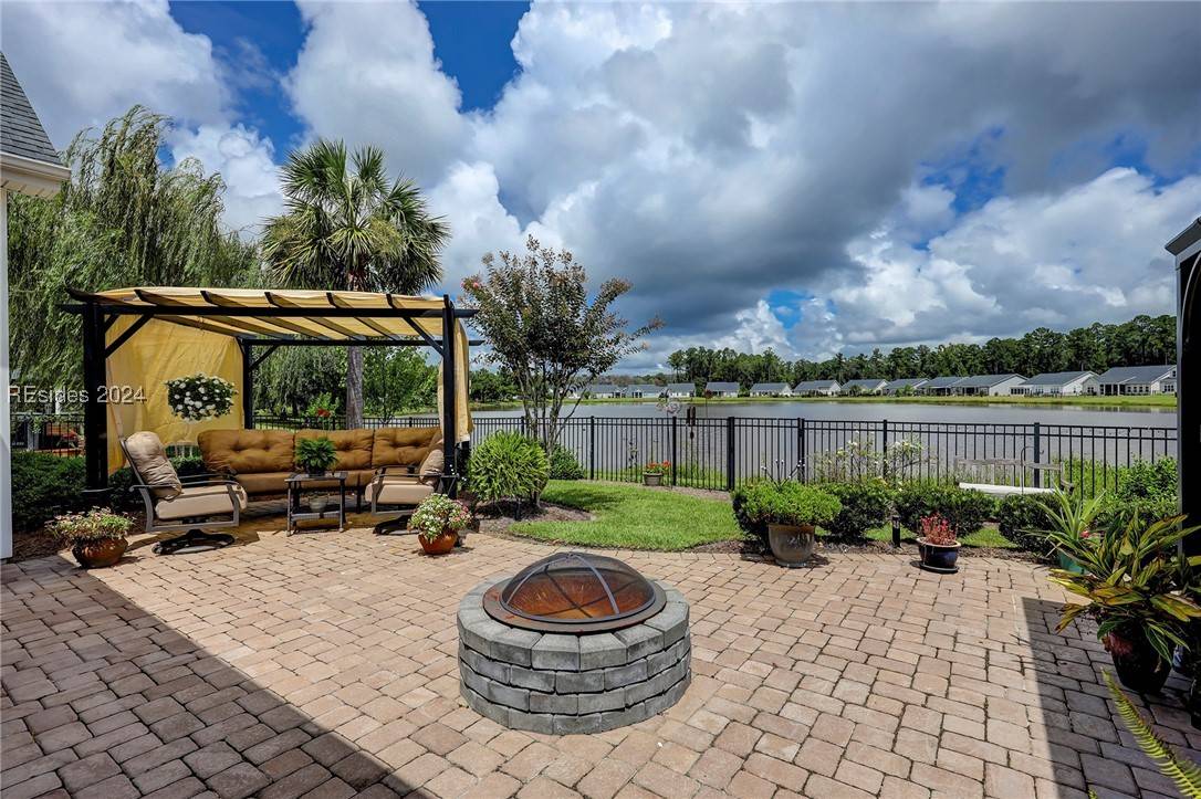 Hardeeville, SC 29927,976 Hearthstone DR