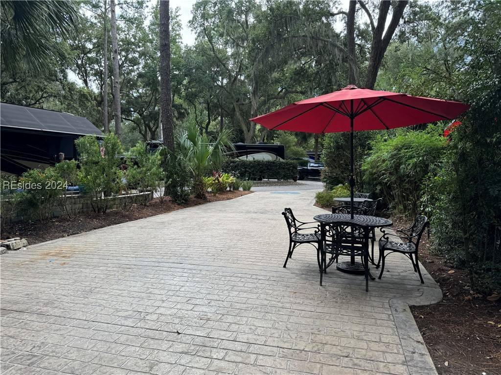Hilton Head Island, SC 29928,133 Arrow Rd #122