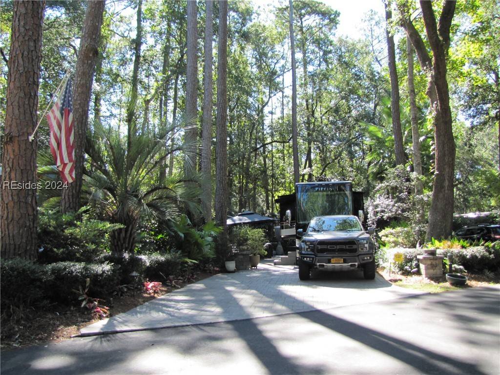 Hilton Head Island, SC 29928,133 Arrow RD #53