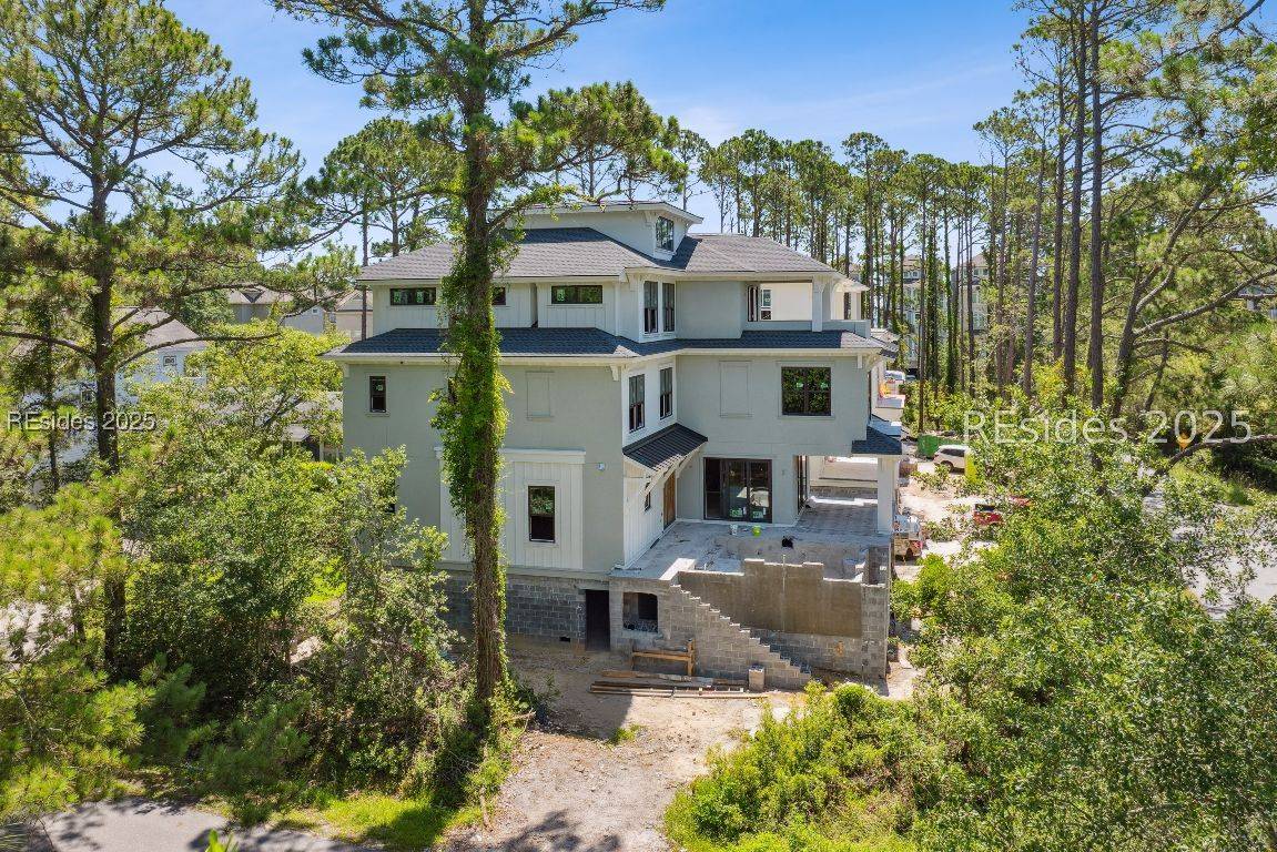 Hilton Head Island, SC 29928,15 Bradley CIR