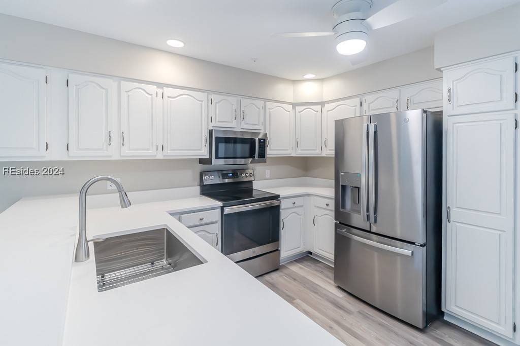 Hilton Head Island, SC 29926,10 Teal LN
