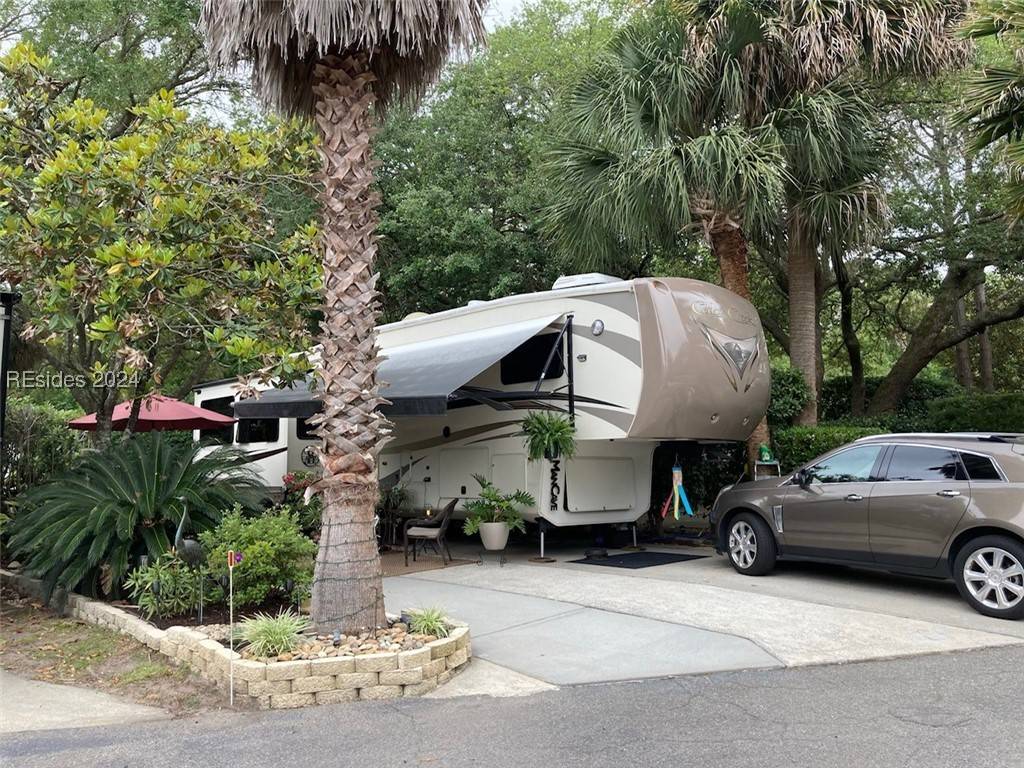 Hilton Head Island, SC 29926,43 Jenkins Road #149