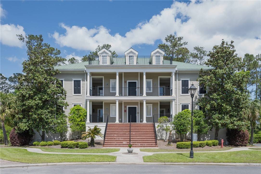 Bluffton, SC 29910,7 Crescent Point DR #7D