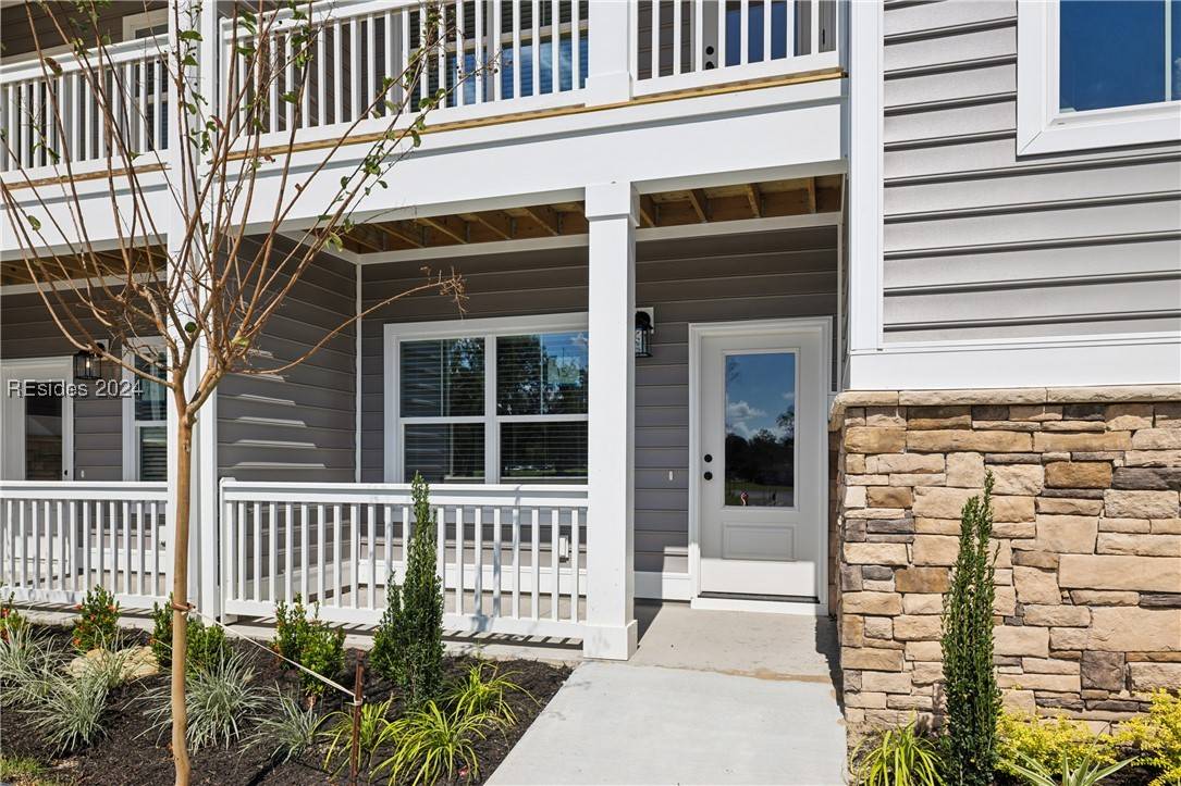 Ridgeland, SC 29936,15 Silver ST #102