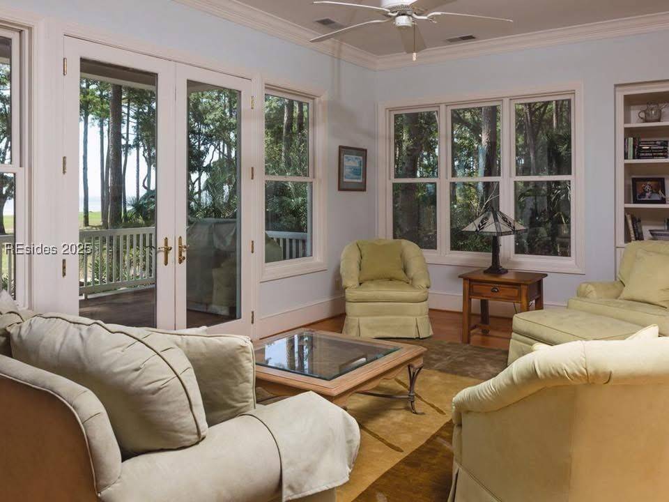 Daufuskie Island, SC 29915,43 Aprils WAY