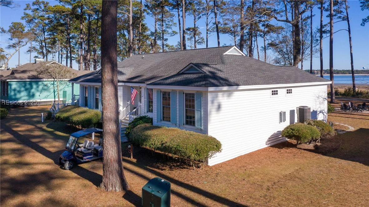 Daufuskie Island, SC 29915,140 Ave Of Oaks