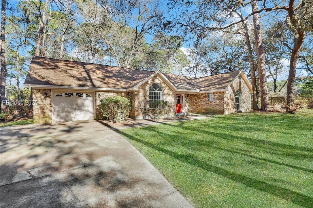 Beaufort, SC 29907,123 Francis Marion CIR