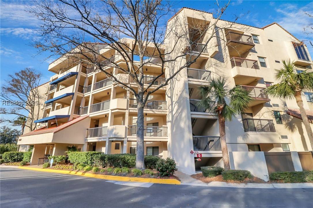 Hilton Head Island, SC 29928,2 Shelter Cove LN #242