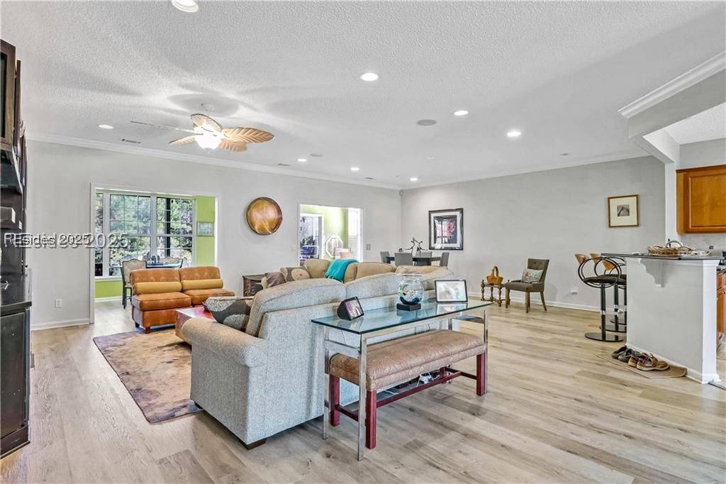 Bluffton, SC 29909,47 Raven Glass LN