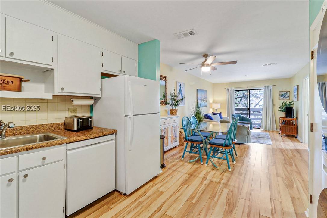 Hilton Head Island, SC 29928,45 Folly Field RD #4I