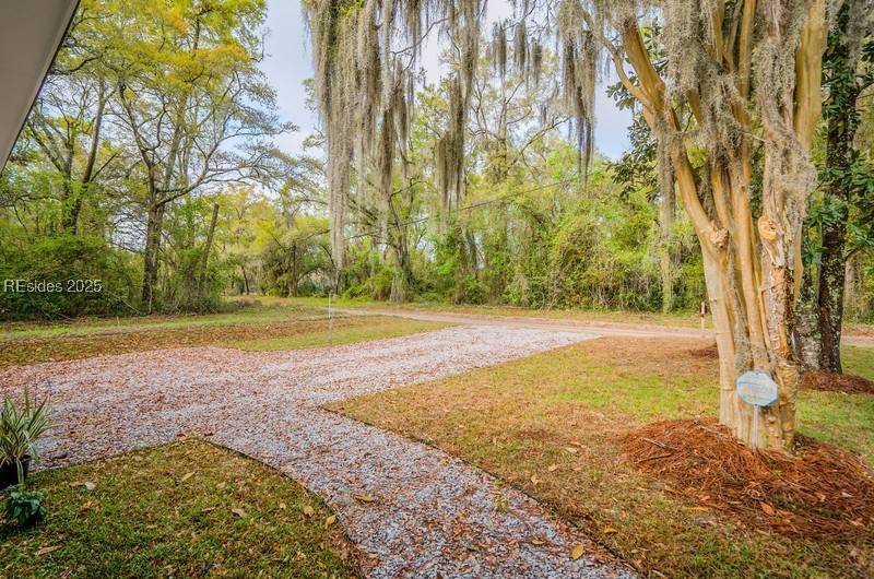 Beaufort, SC 29906,6 Alston Field DR