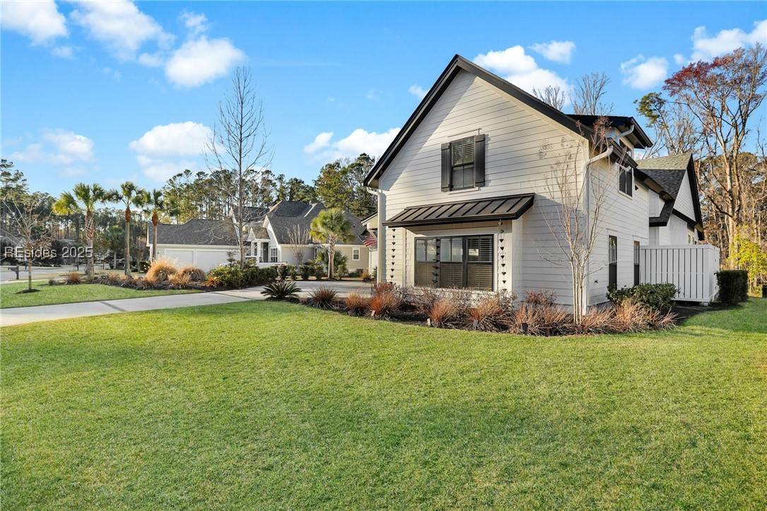 Bluffton, SC 29910,16 Driftwood CT W
