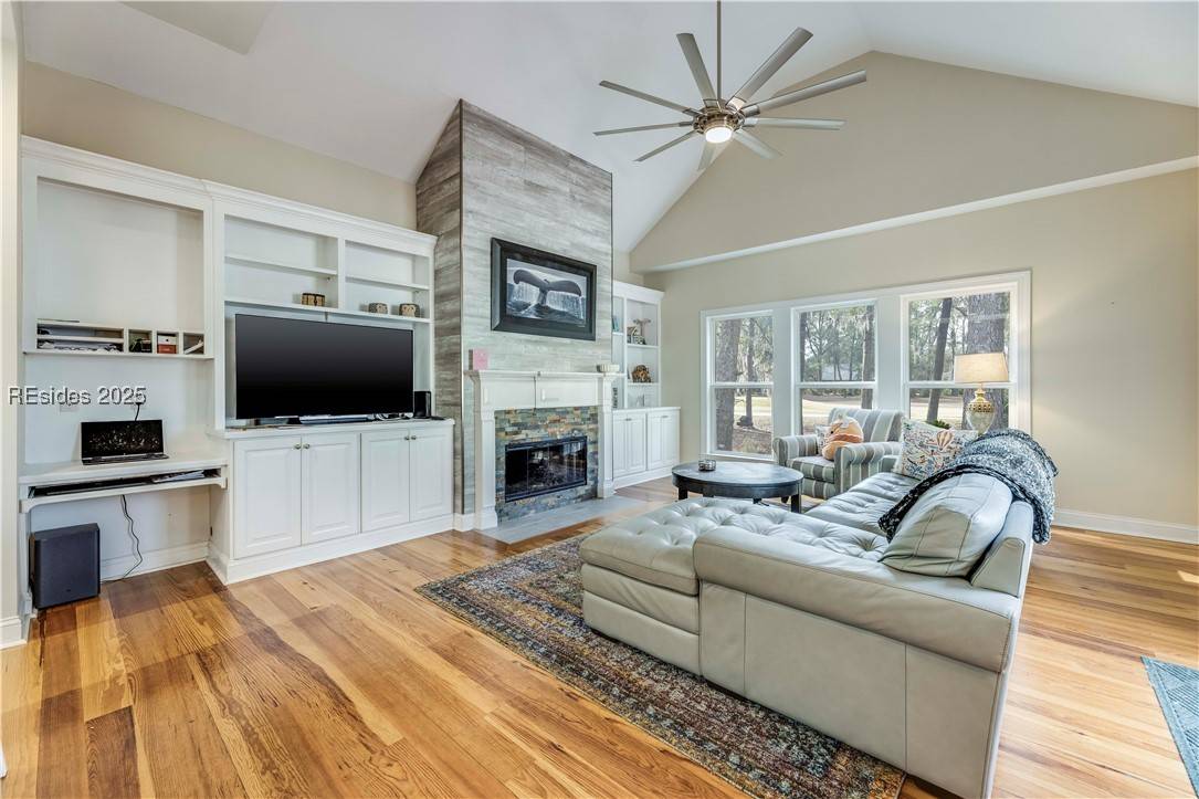 Hilton Head Island, SC 29926,21 Wax Myrtle CT