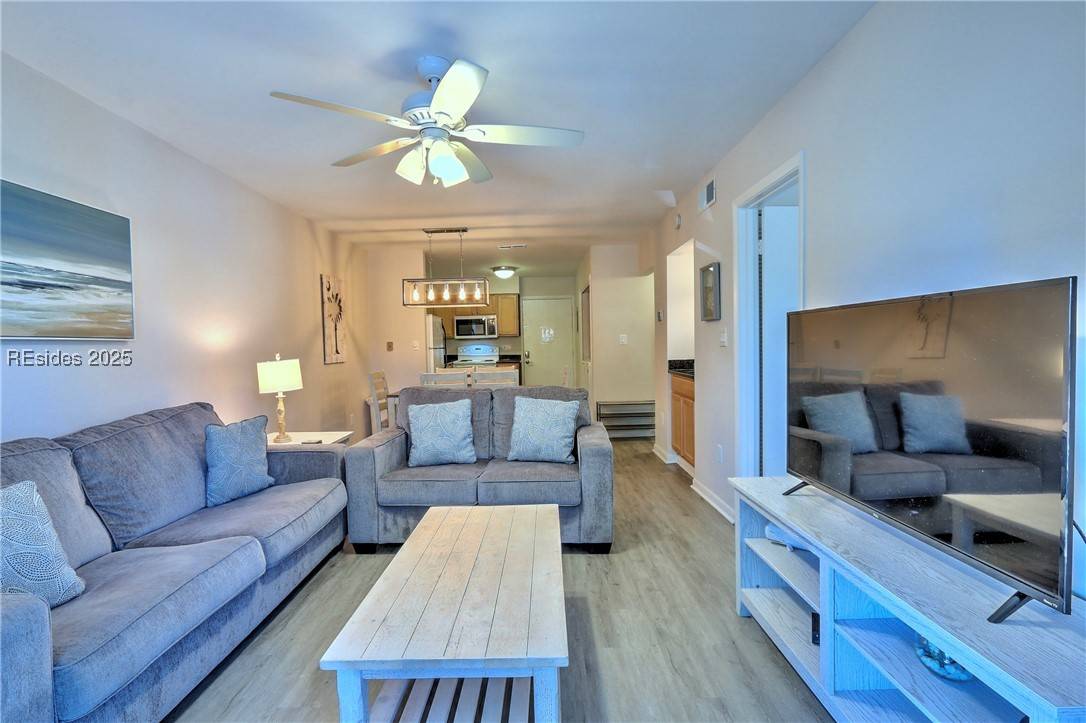 Hilton Head Island, SC 29928,45 Folly Field RD #3L