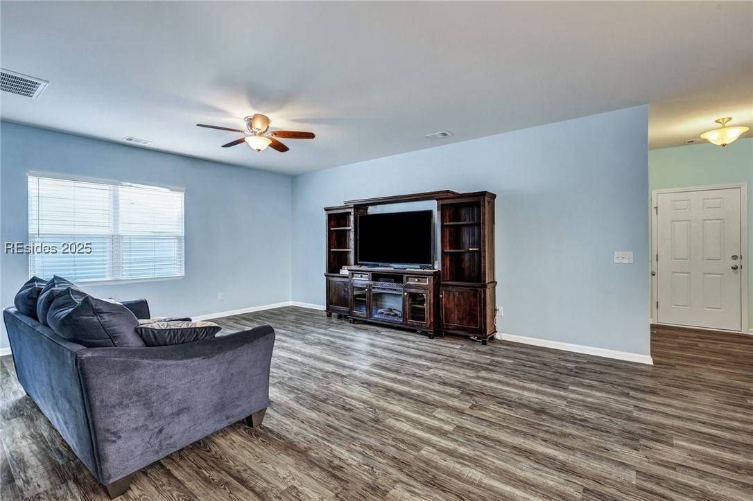 Bluffton, SC 29910,17 Hager RD