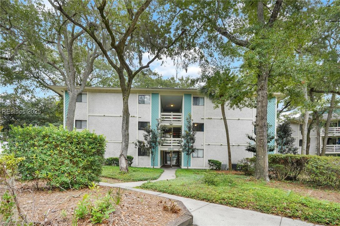 Hilton Head Island, SC 29928,45 Folly Field RD #16F