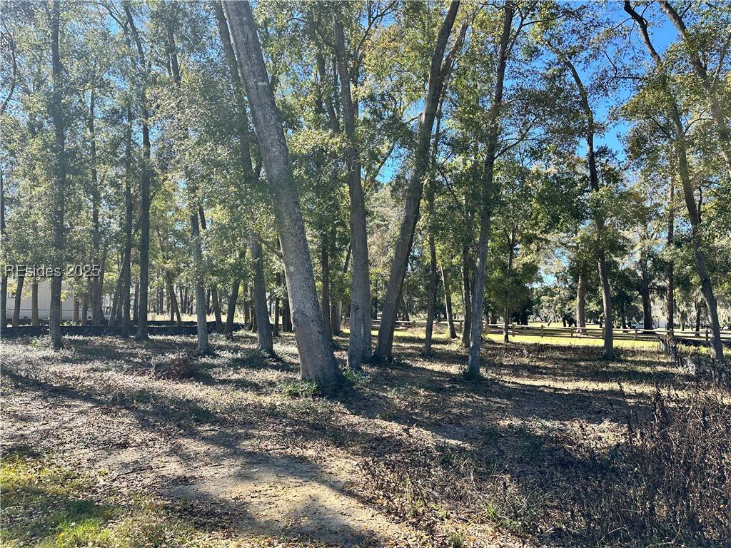 Beaufort, SC 29907,202 Harborview DR
