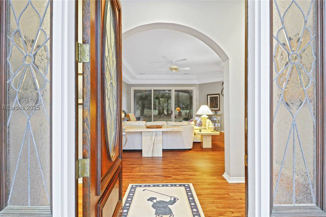 Hilton Head Island, SC 29926,10 Chantilly LN