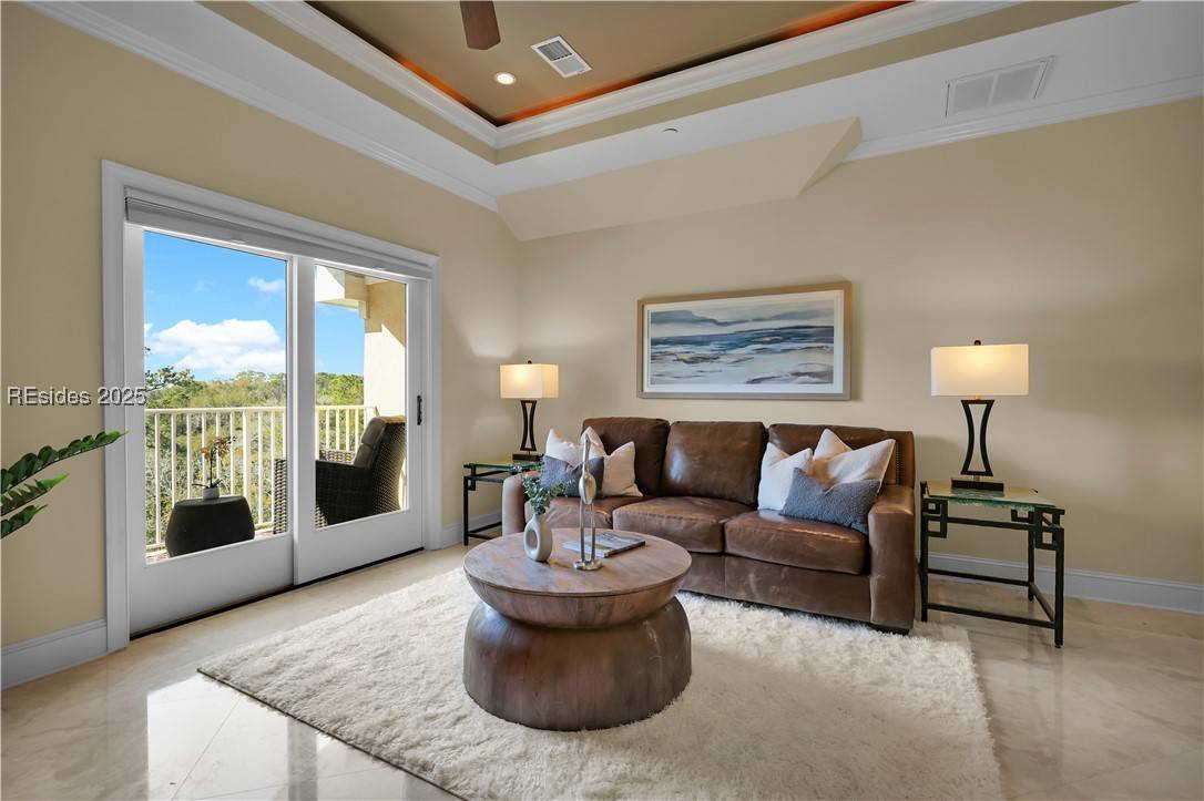 Hilton Head Island, SC 29928,22 Folly Field RD #5