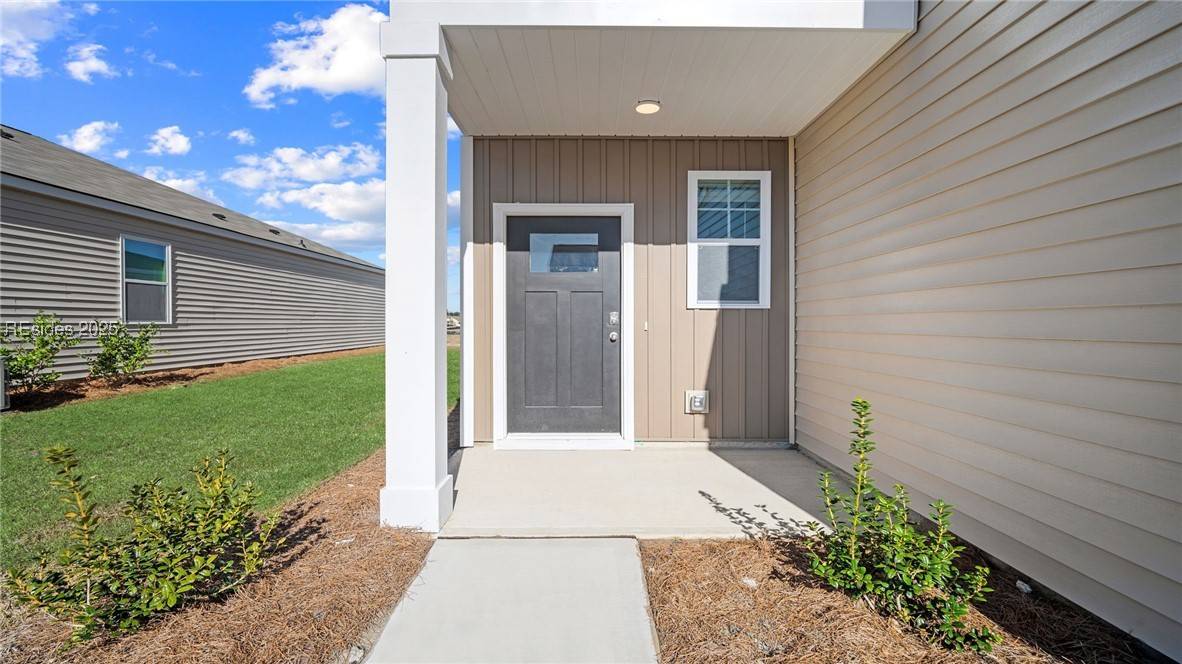 Ridgeland, SC 29936,442 Holiday ST