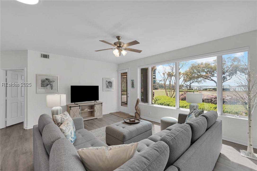 Hilton Head Island, SC 29926,6 Village North DR #28