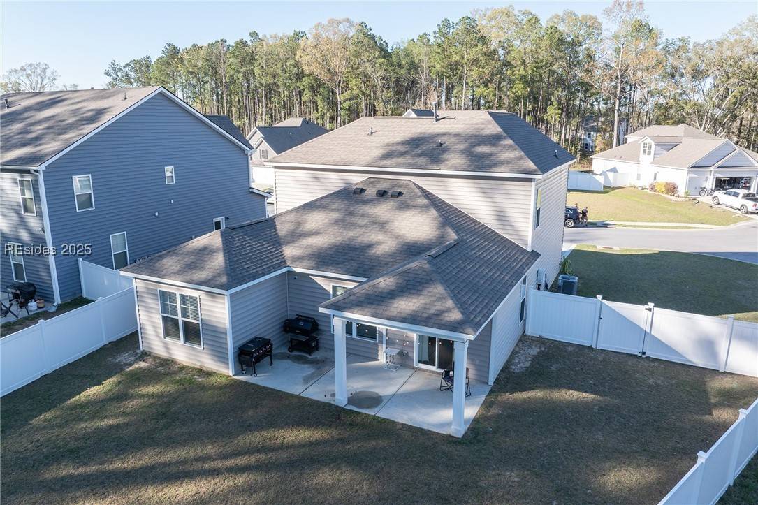 Bluffton, SC 29909,126 Bedstone CT