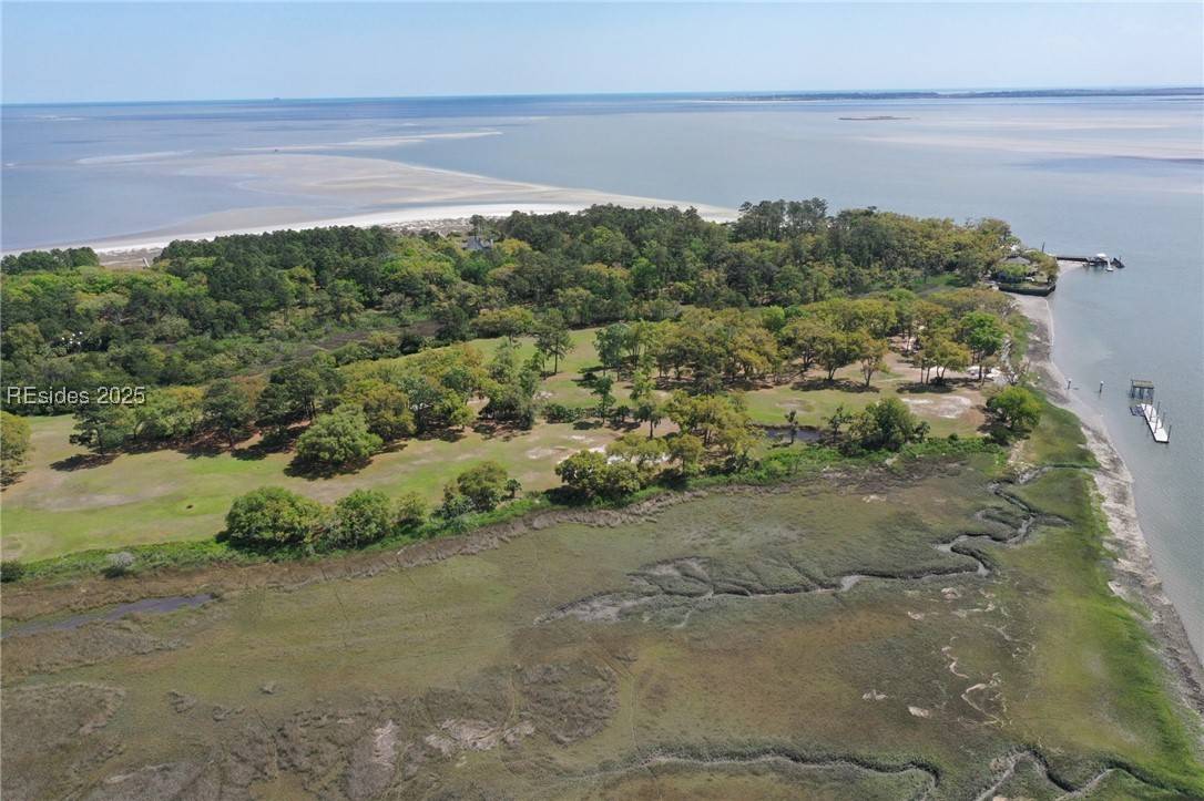 Daufuskie Island, SC 29915,48 River RD