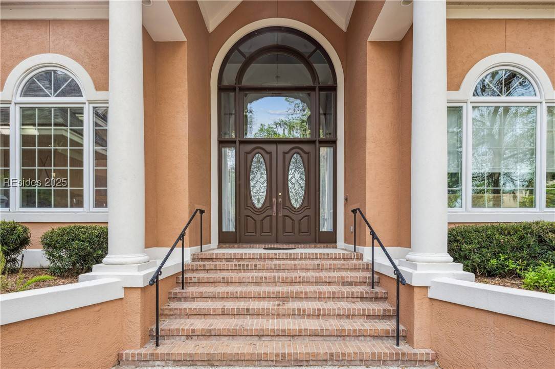 Bluffton, SC 29910,15 Spring Hill CT