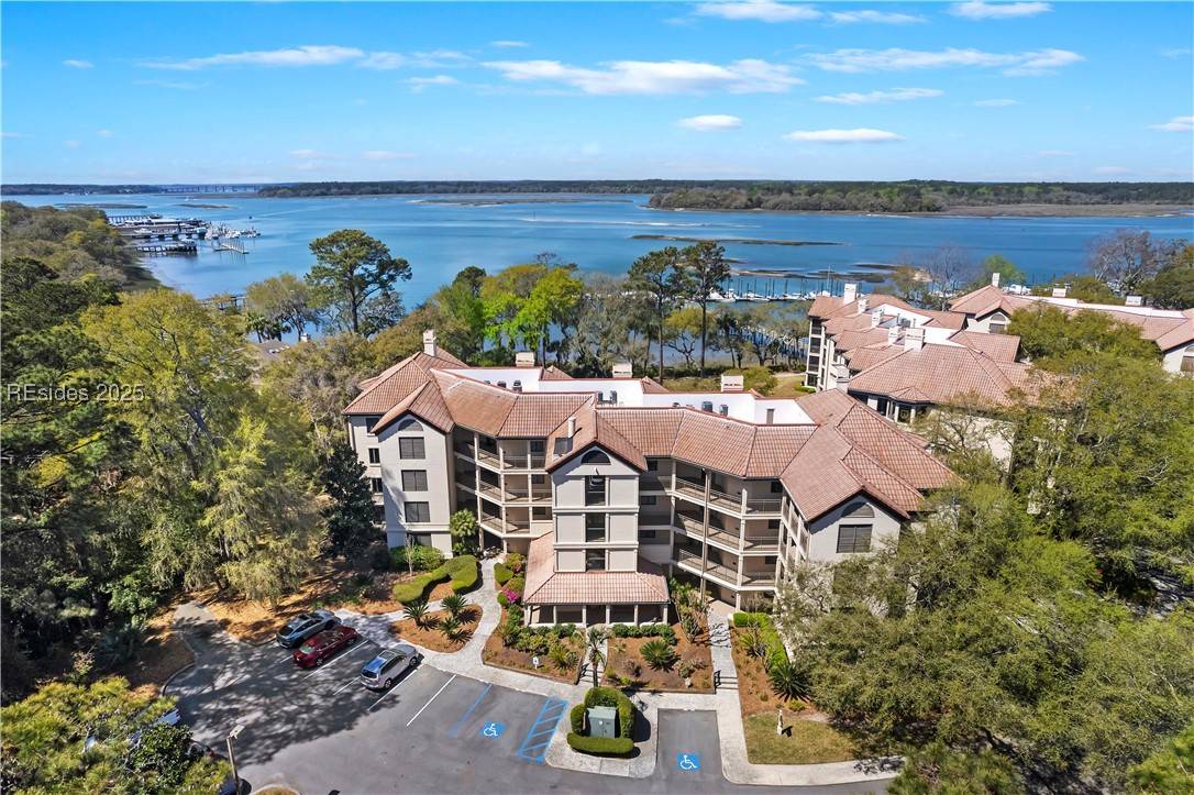 Hilton Head Island, SC 29926,6 Village North DR #137