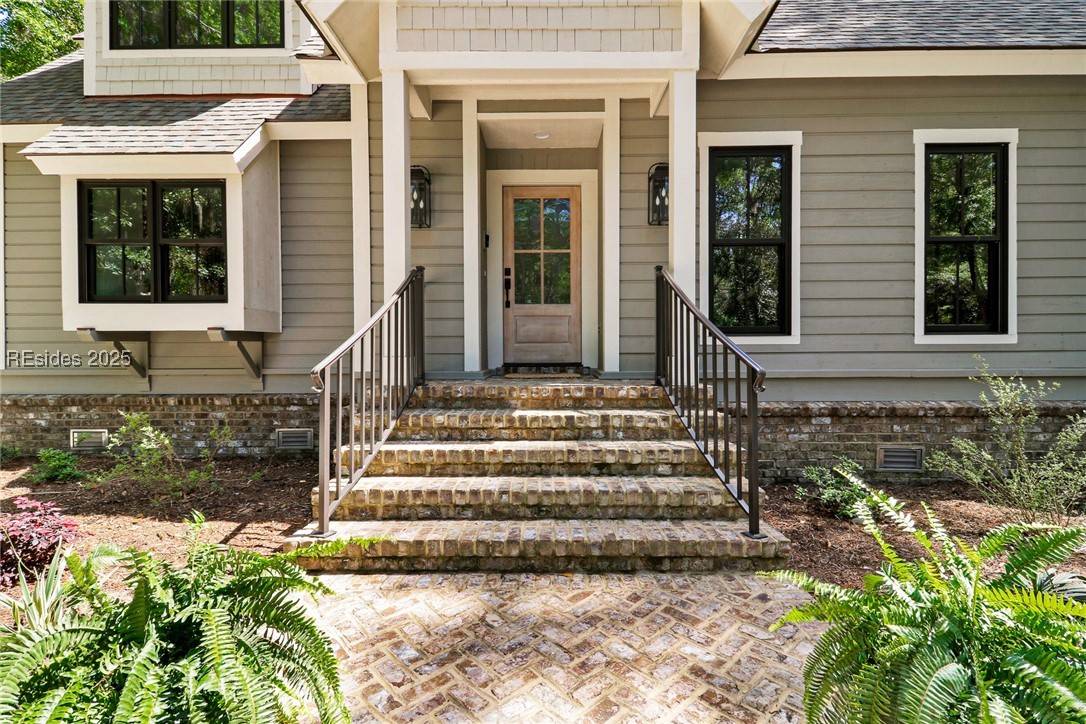 Hilton Head Island, SC 29928,32 Planters Wood DR