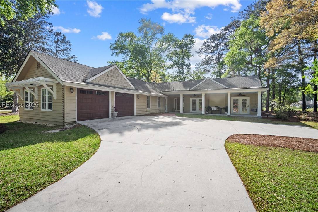 Bluffton, SC 29910,42 White Oaks CIR