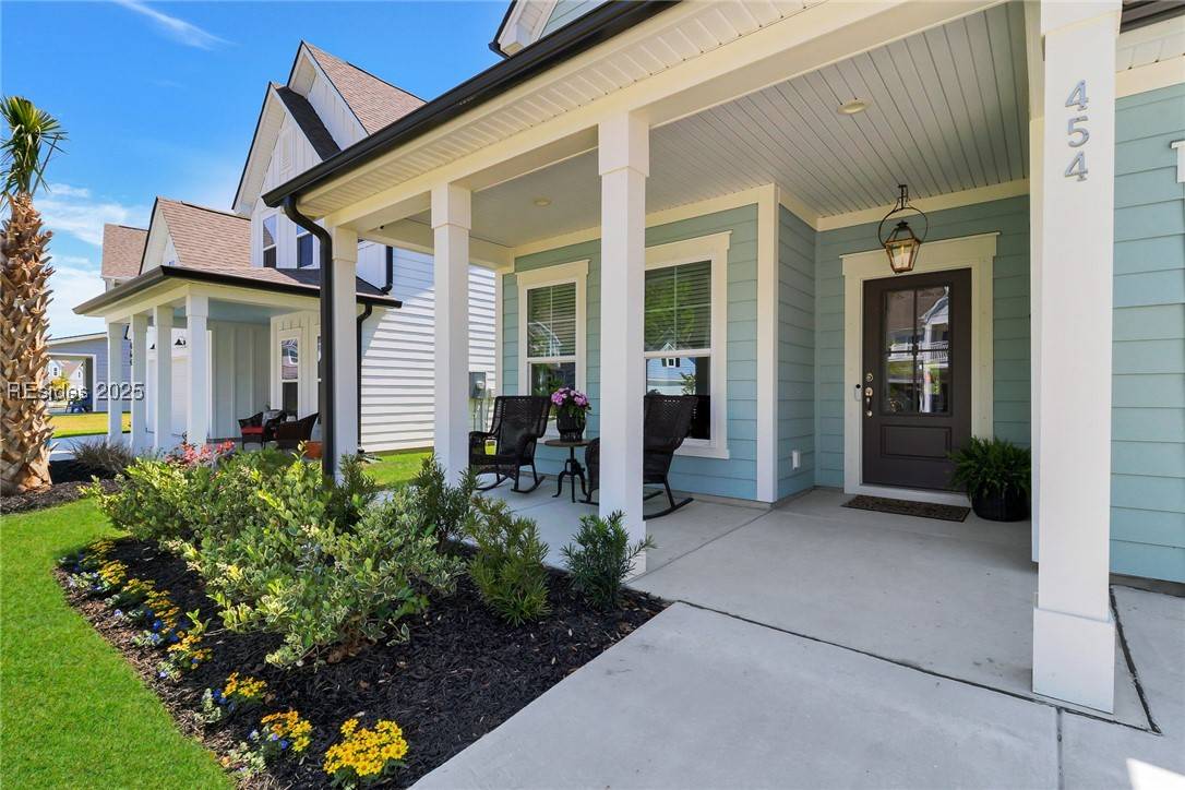 Bluffton, SC 29909,454 Danner DR